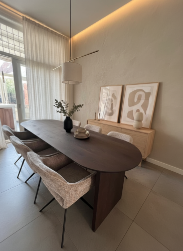 Oakline Living - Nova