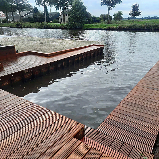 Plank 28 x 145 mm, Hardhout, per m1 Hardhout Okan
